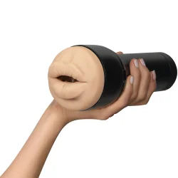 Kiiroo - Sinta Victoria Junho Boca