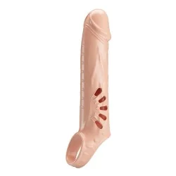 Elegante capa extensora peniana feita de TPE de alta qualidade, projetada para adicionar comprimento e circunferência extras, proporcionando uma experiência de penetração mais intensa e prazerosa.
O design realista com texturas pronunciadas e aberturas laterais intensifica a estimulação, enquanto o anel de base ajuda a manter a manga segura e estável durante o uso. Graças aos extensores internos, o comprimento pode ser personalizado de acordo com as preferências individuais.
Inclui 3 blocos de extensão removíveis que permitem adicionar até 7,5 cm de comprimento, tornando esta manga uma opção versátil e ajustável.

Material: TPE premium macio e flexível
Design texturizado realista para uma estimulação aprimorada.
Inclui 3 extensores internos intercambiáveis.
Extensão máxima: aprox. +7,5 cm
Anel de base para maior estabilidade
Dimensões: Comprimento total aproximado de 24,3 cm
Peso líquido: aprox. 105 g


A Pretty Love fabrica seus produtos seguindo rigorosos padrões de qualidade. Todos os produtos são projetados nos EUA e acompanham garantia de 1 ano contra defeitos de fabricação.