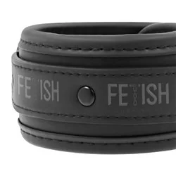 Pipedream Fetish Submissive Pernas Abertas com Algemas